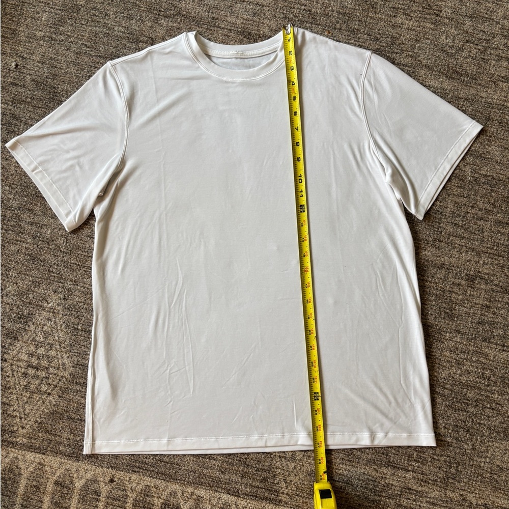 Soft Lululemon Mens White Short Sleeve Tee